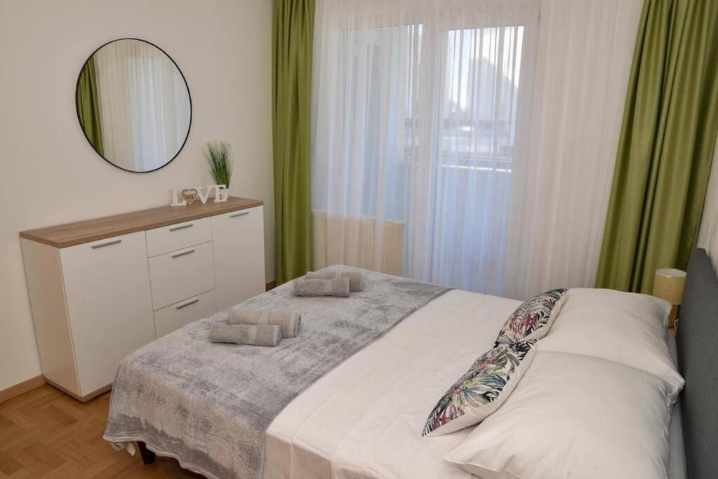 Apartment Longin Zadar Exterior foto